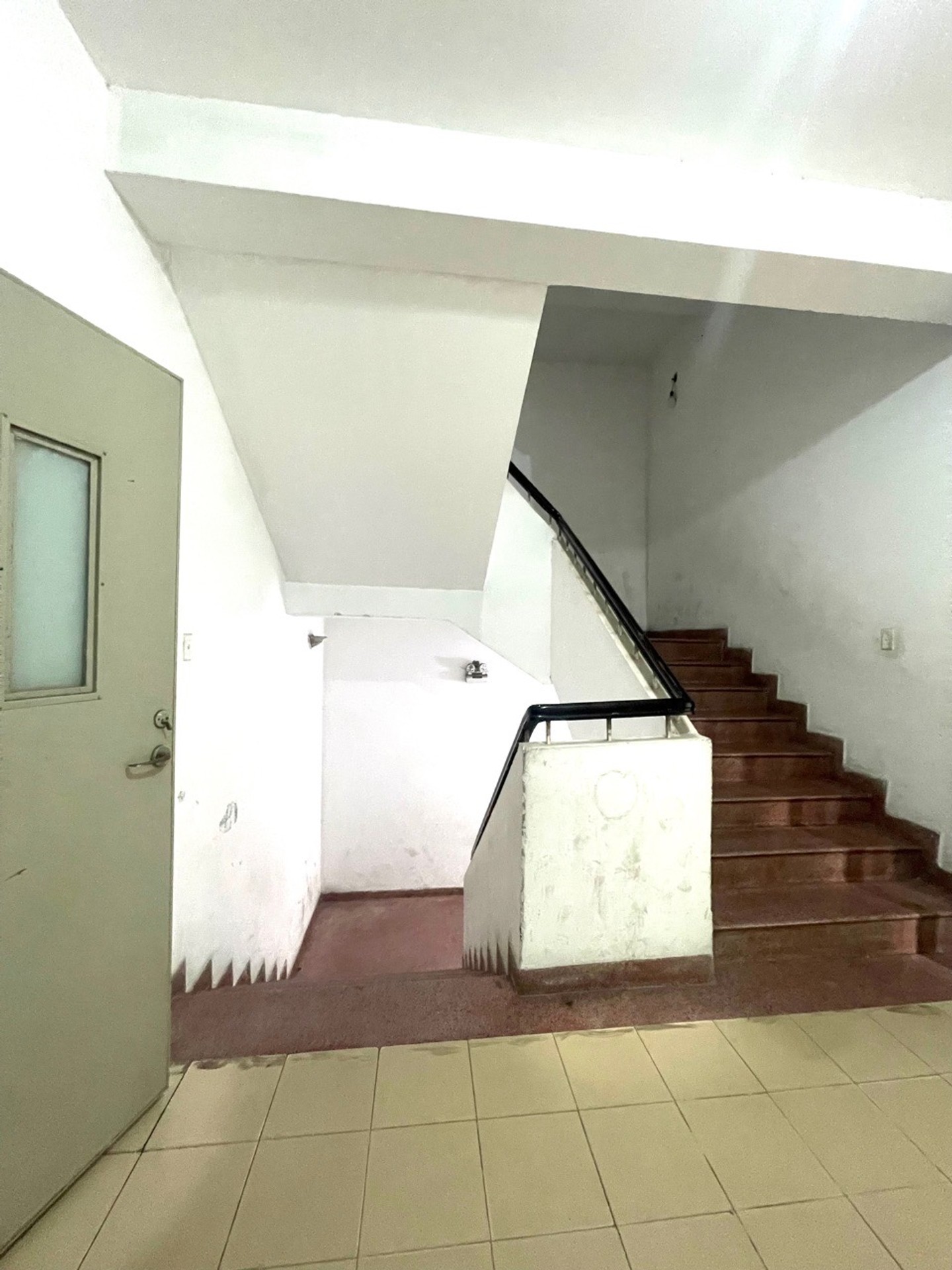 CHỈ 2.05 TỶ, CHUNG CƯ AN SƯƠNG, CÓ SỔ HỒNG, ĐANG CHO THUÊ 5 TRIỆU/THÁNG