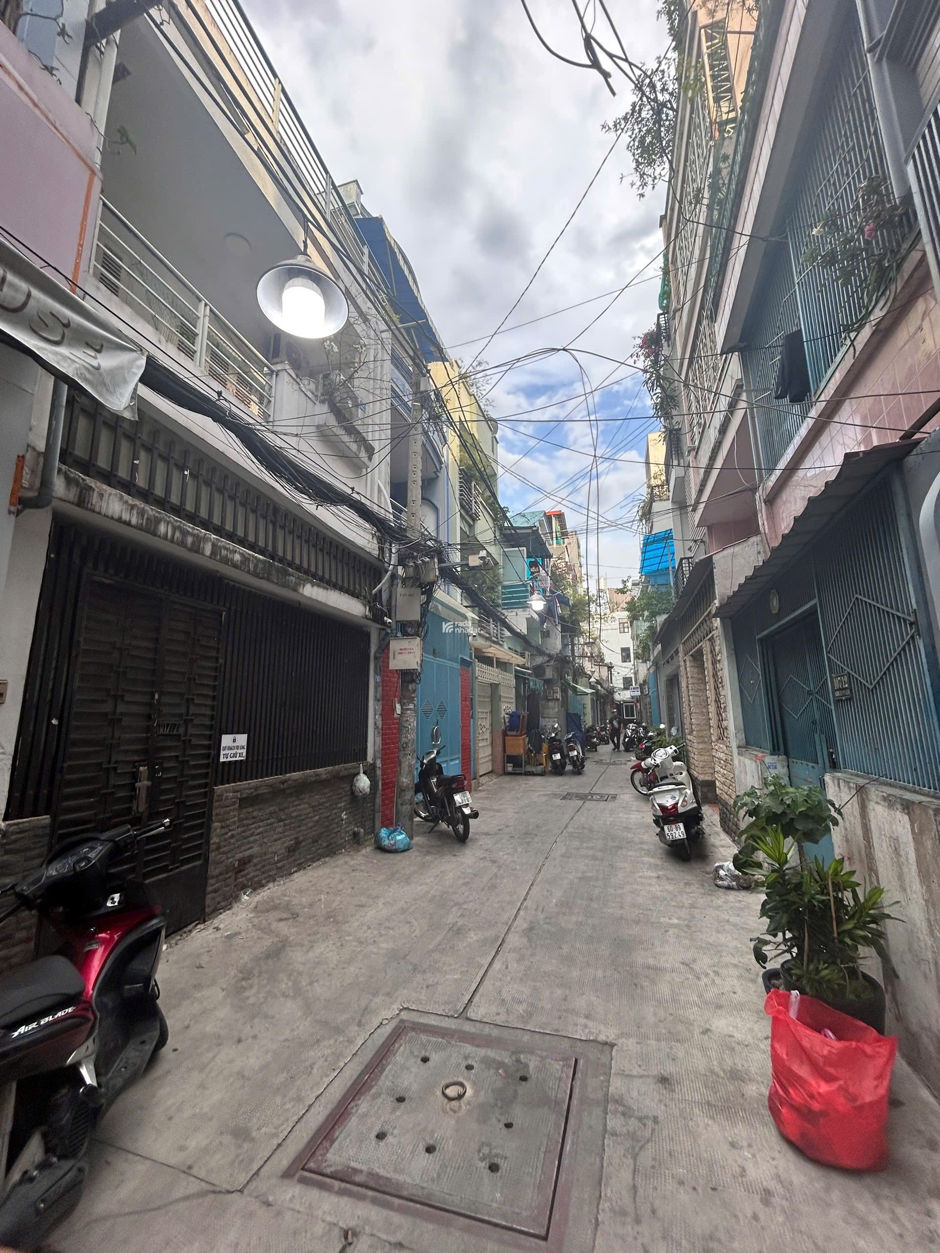 BÁN NHÀ THÀNH THÁI, Q10 - HẺM YÊN TĨNH - DT: 3.5x16m - GIÁ 9.1 TỶ TL