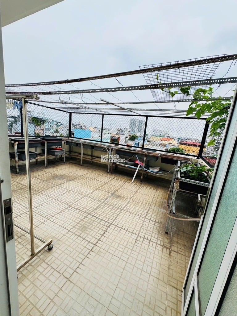 Nhà đẹp 4 tầng BTCT 51m2 ( ngang 5m ) , 4PN , không lộ giới , Bình Đông P14 Q8