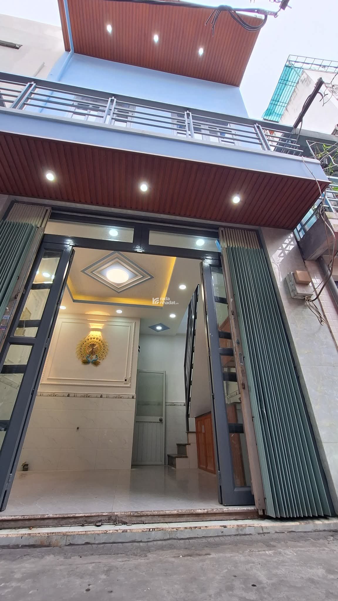 NHÀ 3 TẦNG NGUYỄN THỊ TẦN QUẬN 8 2PN CÁCH MẶT TIỀN HƠN 50M - TRƯỚC NHÀ HẺM 3M GIÁ: 2 TỶ NHỈNH 