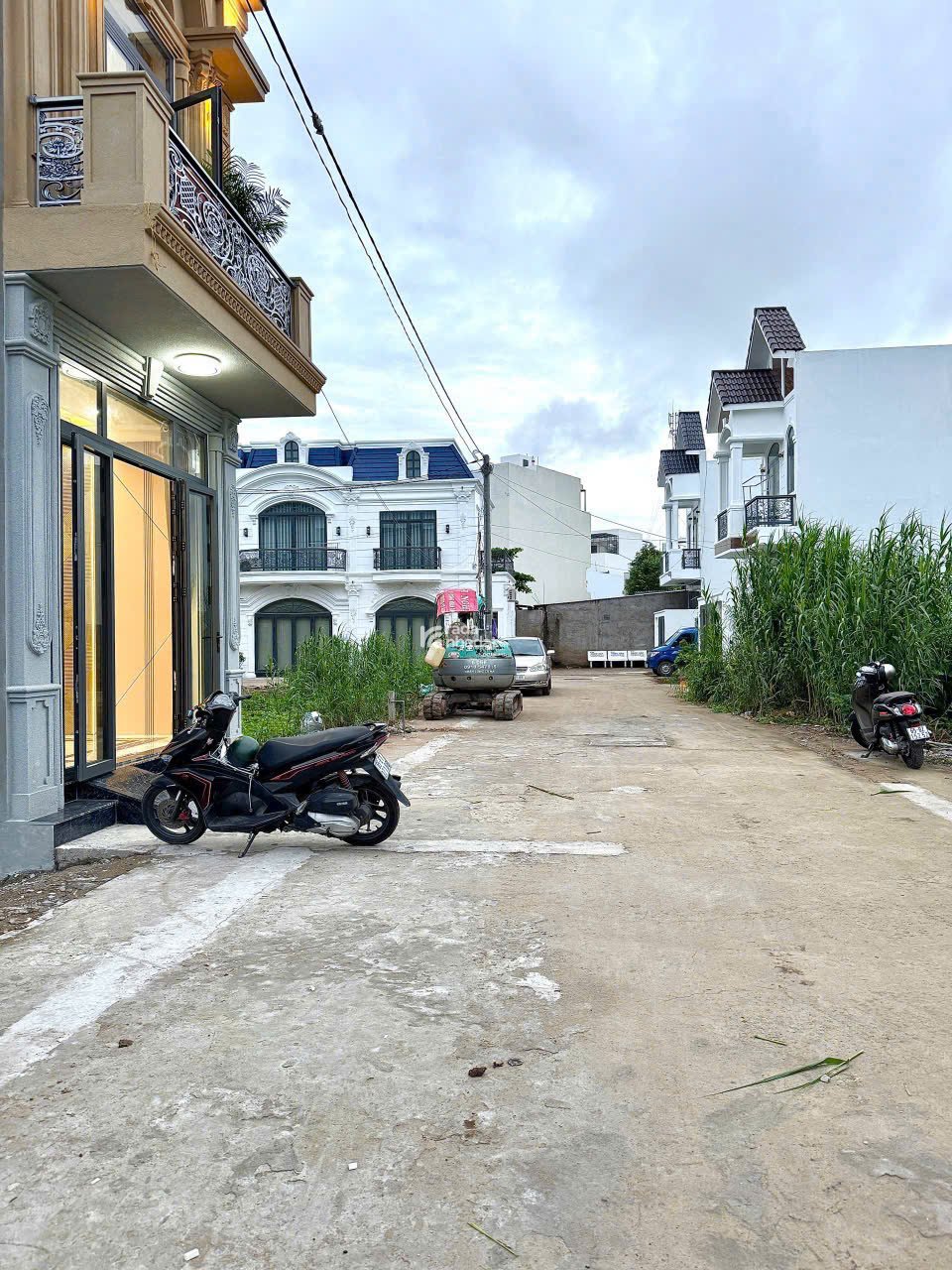 Chủ ngộp cần ra nhanh lô đất ngay Bình Tân, sổ hồng riêng, dân cư đông