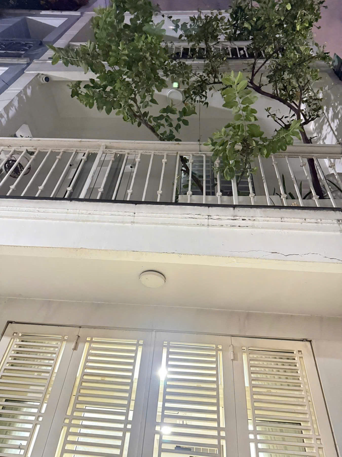 Về quê sinh sống bán gấp nhà Nguyễn Thị Thập, Bình Thuận, Q7, 60m2, SHR giá chỉ 3 tỷ 120 TL