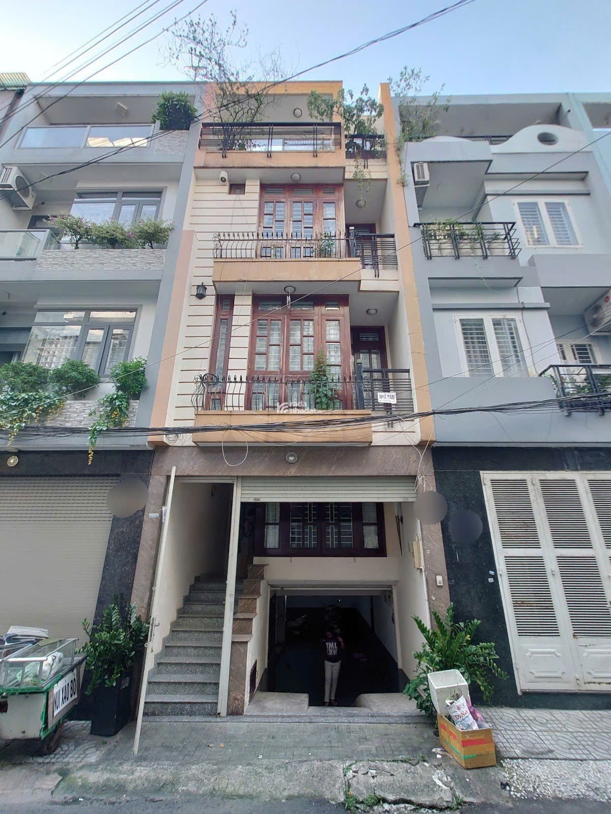 GIẢM SỐC 4 TỶ - MẶT TIỀN HOA LAN PHÚ NHUẬN - 6PN - 1 HẦM - KINH DOANH VIP