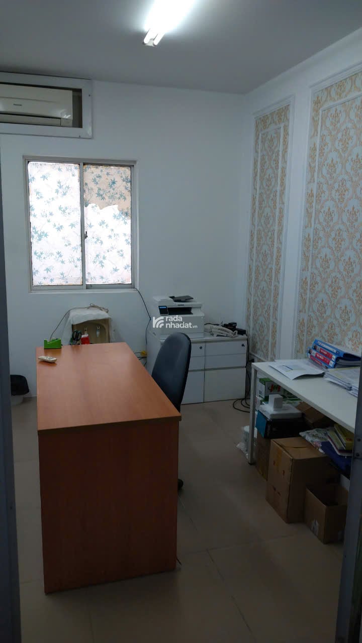 Cho thuê văn phòng đường Hoàng Sa, phường Sài Gòn, 20m2, giá 8tr/th rẻ nhất khu vực