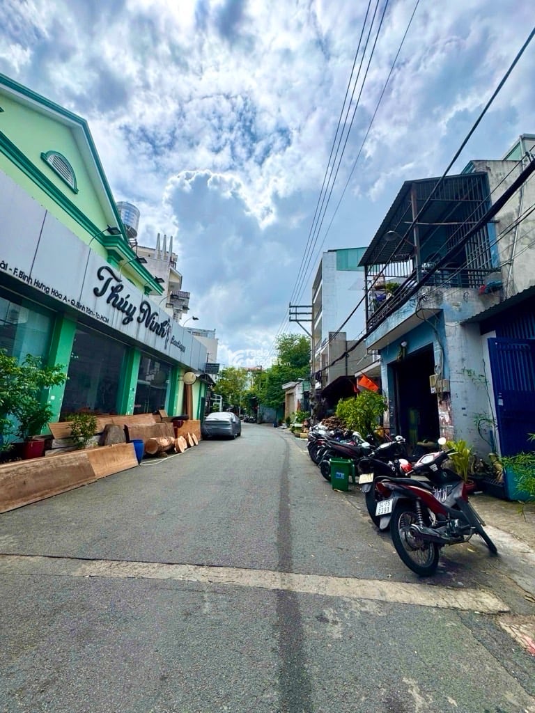 Bán nhà gần lê văn qưới bình hưng hoà a