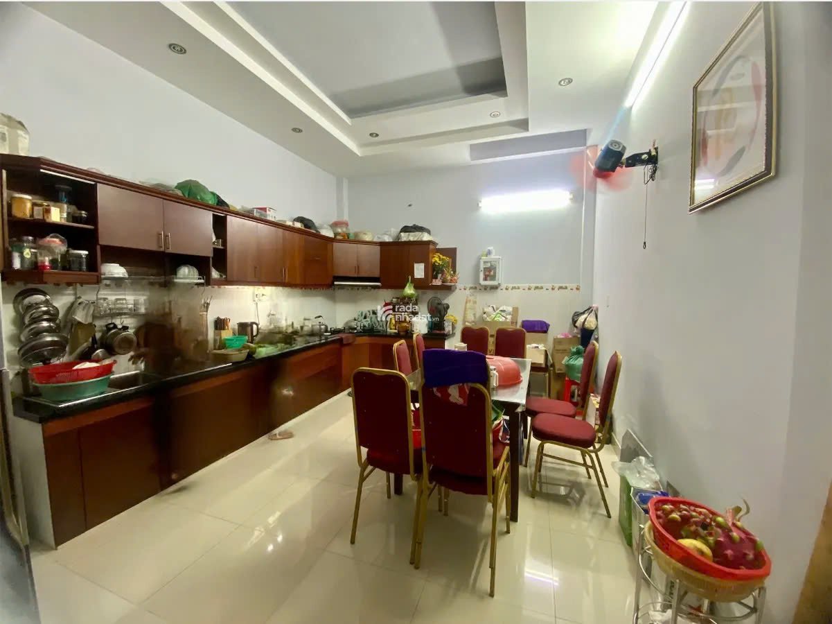 Nhà 3 tầng hẻm 6m Nguyễn Súy, 80m2, xe hơi vào nhà, chỉ 8.6 tỷ, mới đẹp