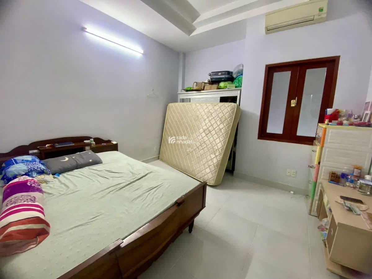 Nhà 3 tầng hẻm 6m Nguyễn Súy, 80m2, xe hơi vào nhà, chỉ 8.6 tỷ, mới đẹp