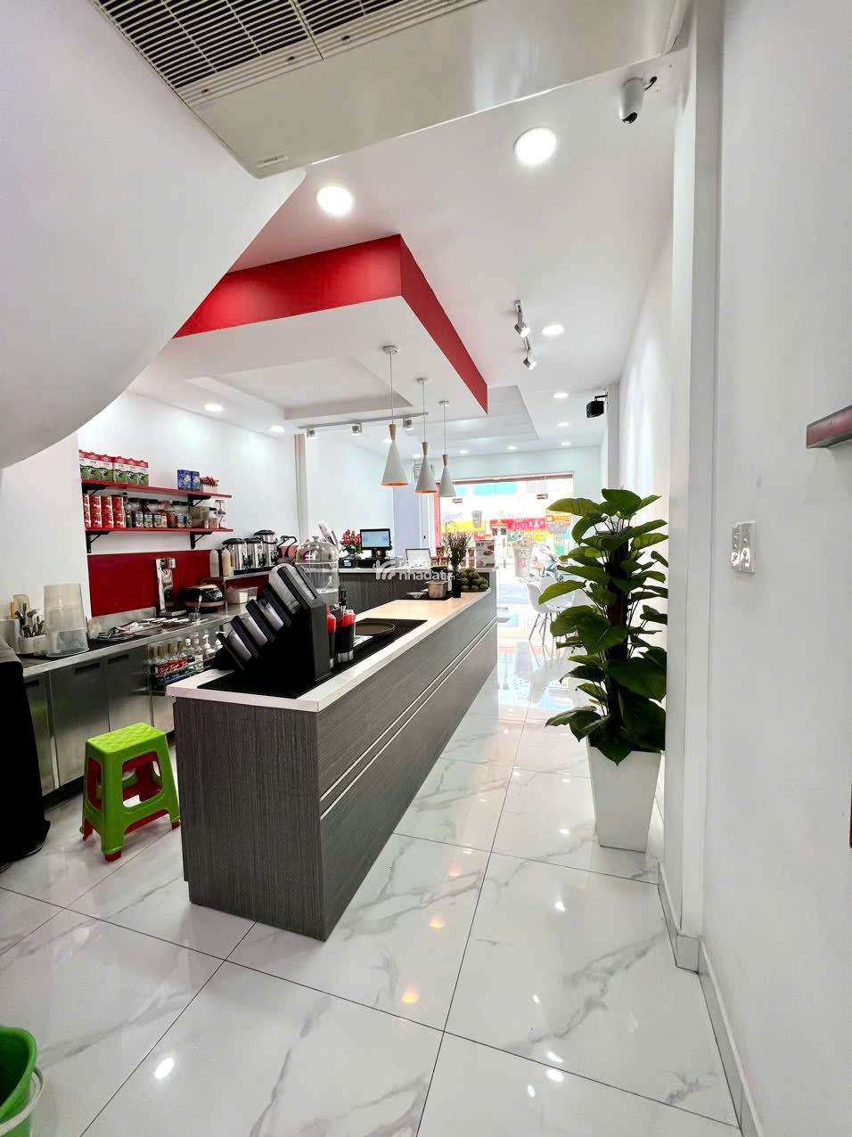 Bán Nhà 2 Mặt Tiền Trần Hưng Đạo Quận 5 - Diện tích: 4 x 16m - Kinh Doanh Sầm Uất - Giá chỉ 30 tỷ 