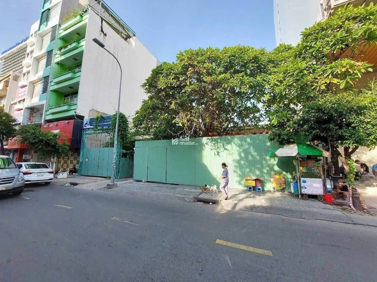 HOT 330 tỷ! Bán GẤP MT Đ. Hồ Hảo Hớn Q1  12.5x65m CN: 703m2..