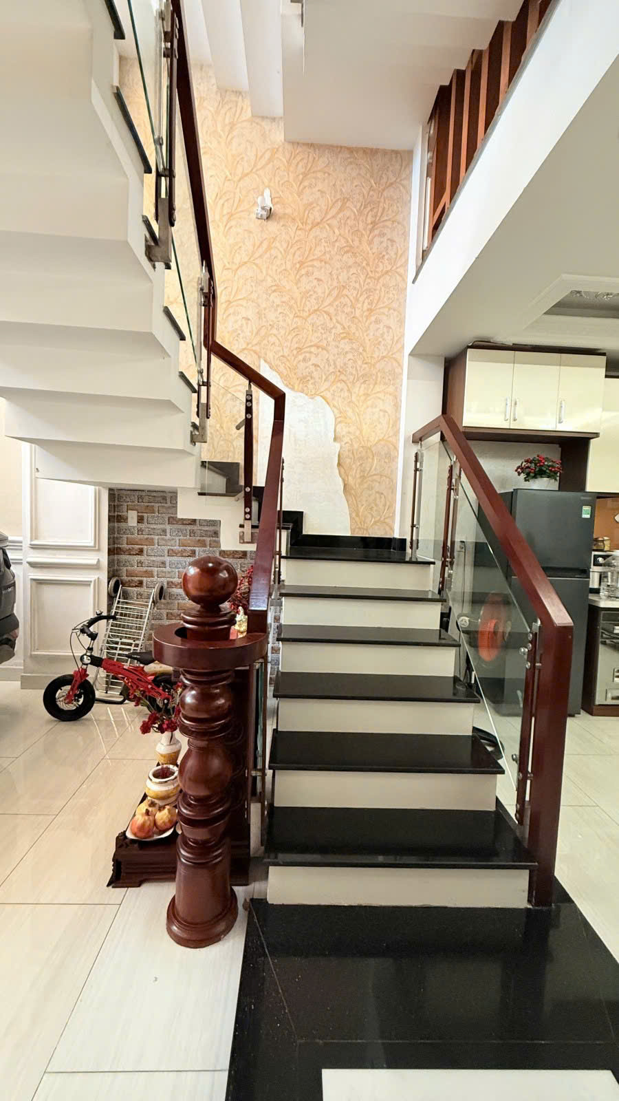 Bán gấp nhà Làng Hoa, Phường 11, Gò Vấp, Giá 3 tỷ 530, Diện tích 56m2 