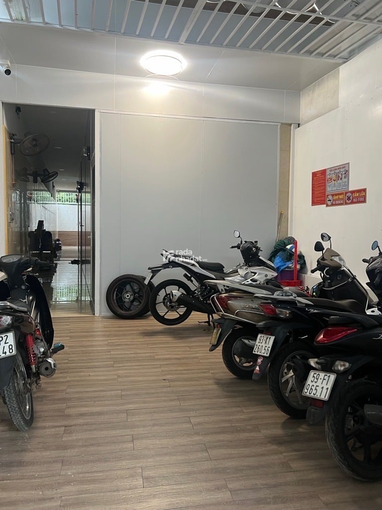 NGUYỄN THIỆN THUẬT, BÌNH THẠNH, 130M2 KINH DOANH SIÊU ĐỈNH. GIẢM 650TR CHỈ CÒN 9.2T TL 