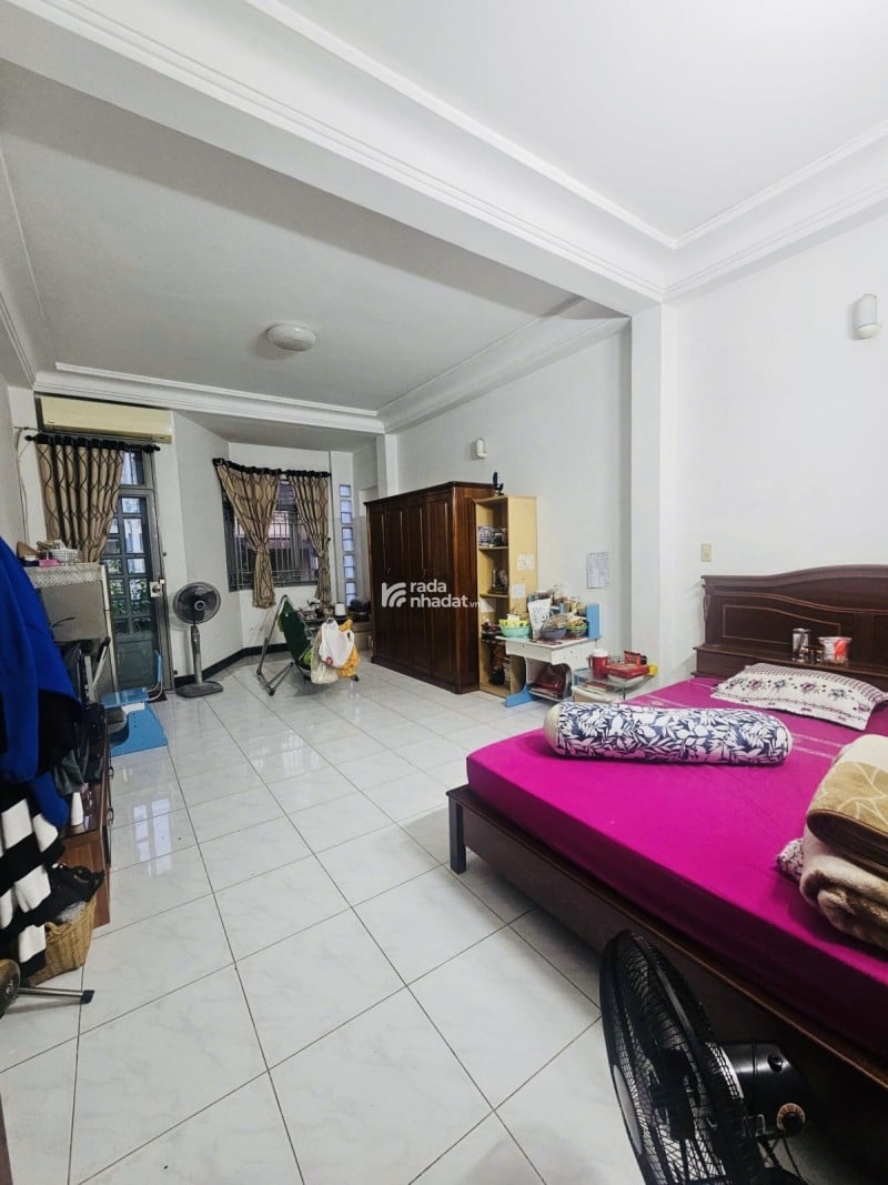 Bán nhà hẻm 8m Thành Thái-ngang 4.2m-6PN-sổ vuông-nhà mới-khu phân lô-giá tốt