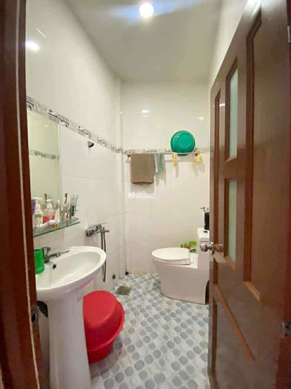 B.Á.N N.H.À 4 TẦNG ĐẸP BÌNH TRƯNG TÂY, QUẬN 2