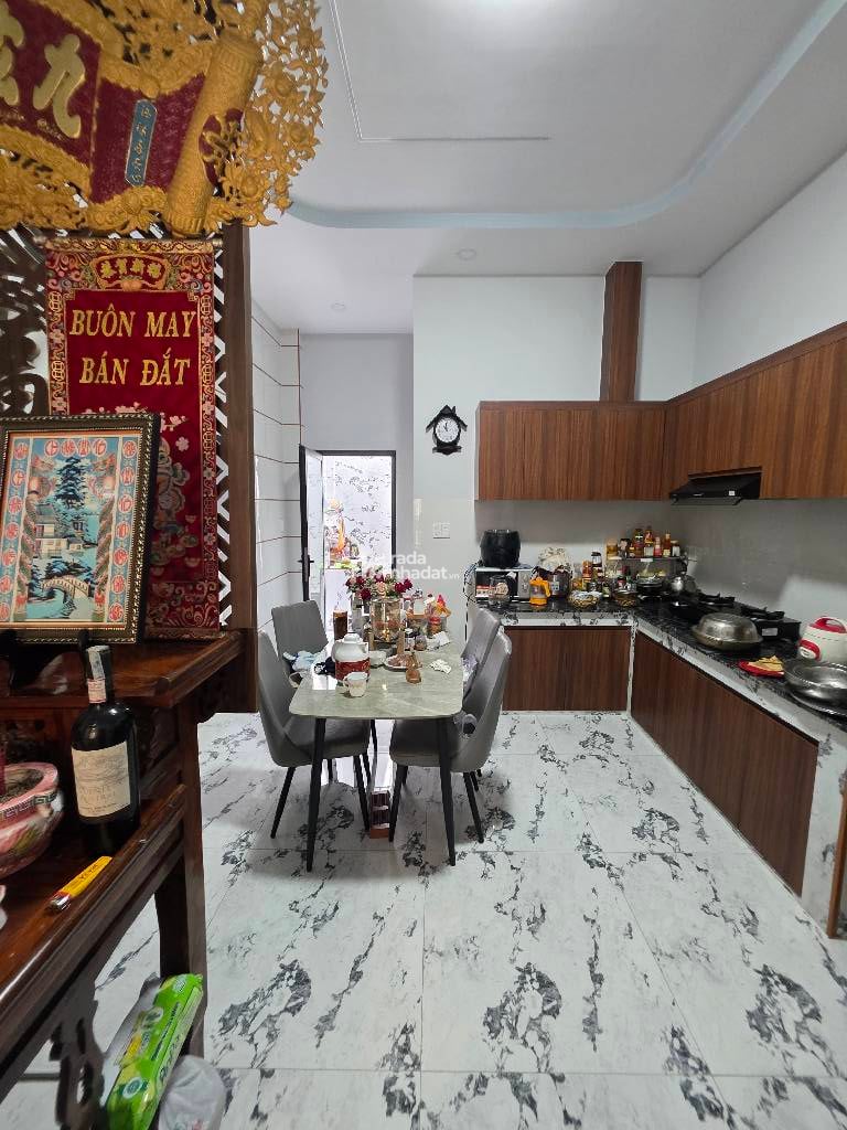 BÁN NHÀ LÊ VĂN QUỚI BÌNH TÂN 80M2 4 TẦNG 8PN 8.X TỶ CÓ THANG MÁY SÁT MẶT TIỀN