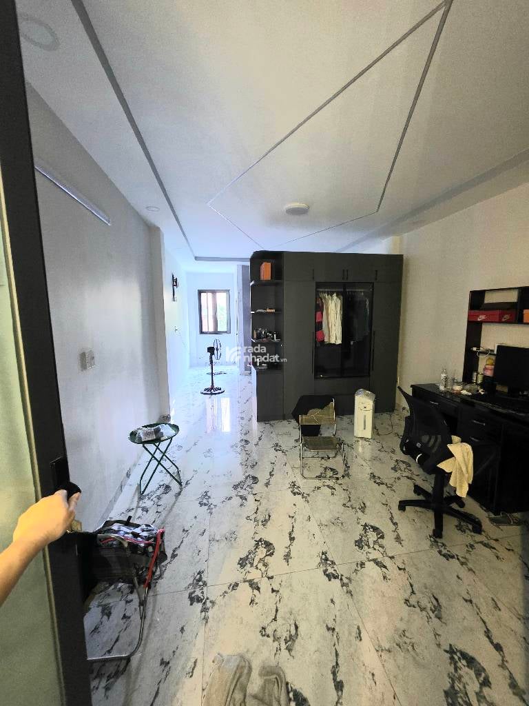 BÁN NHÀ LÊ VĂN QUỚI BÌNH TÂN 80M2 4 TẦNG 8PN 8.X TỶ CÓ THANG MÁY SÁT MẶT TIỀN