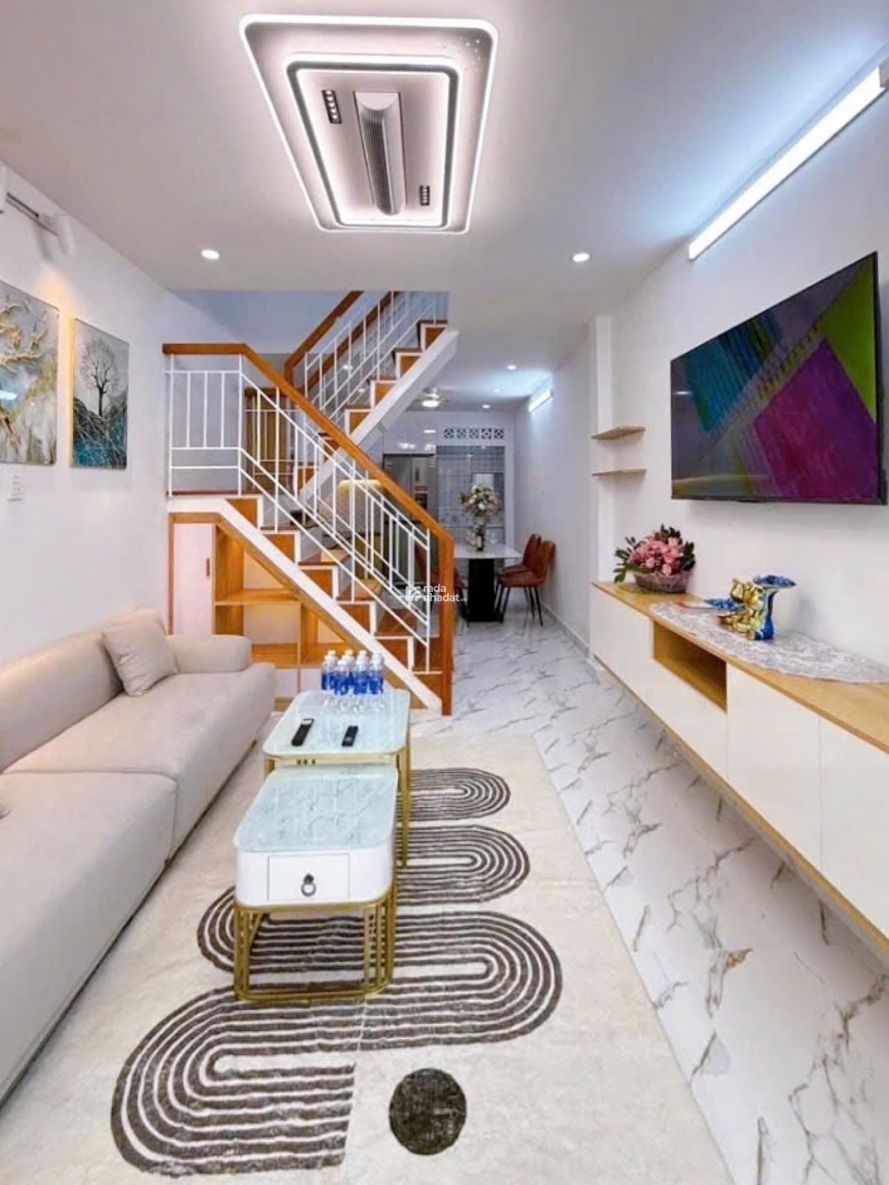 Nhà đẹp hút hồn Cống Lở - QUẬN TÂN BÌNH -4.55 tỷ - 3.2 x 11 m Vuông vức