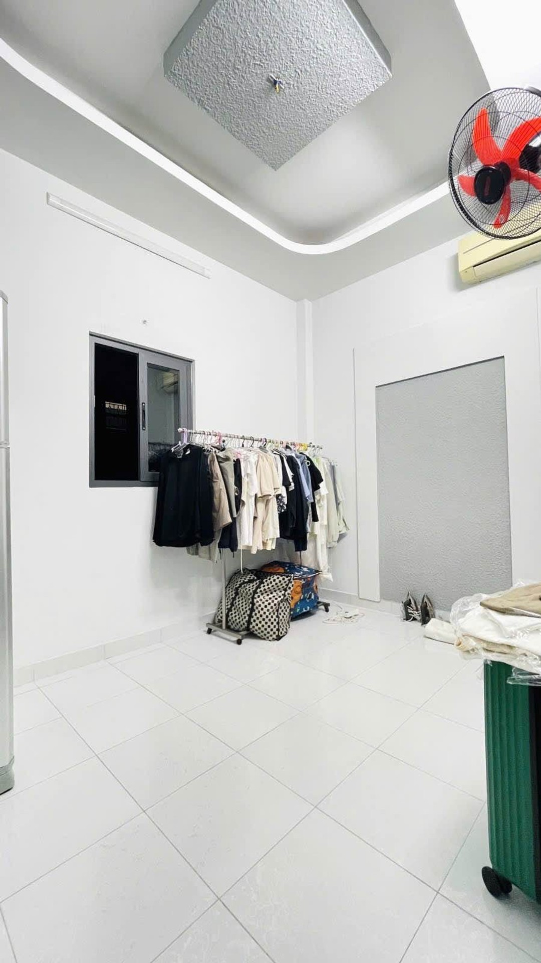 Hẻm 5m Bình Long thông Thạch Lam, 48m2, 4 tầng, 4PN, nhà mới, Chỉ 7.7 tỷ TL