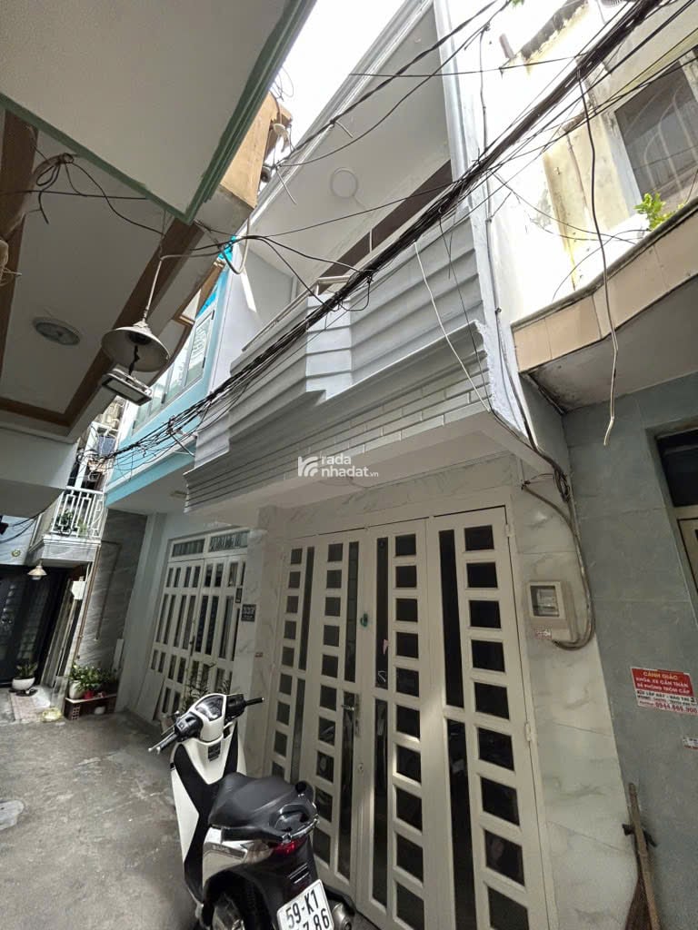 Nhà Khu Kiều Đàm - nhỉnh 2T nhà đẹp hẻm ba gác - 21 MV- cách Lotte 1P- vị trí hiếm nhà bán