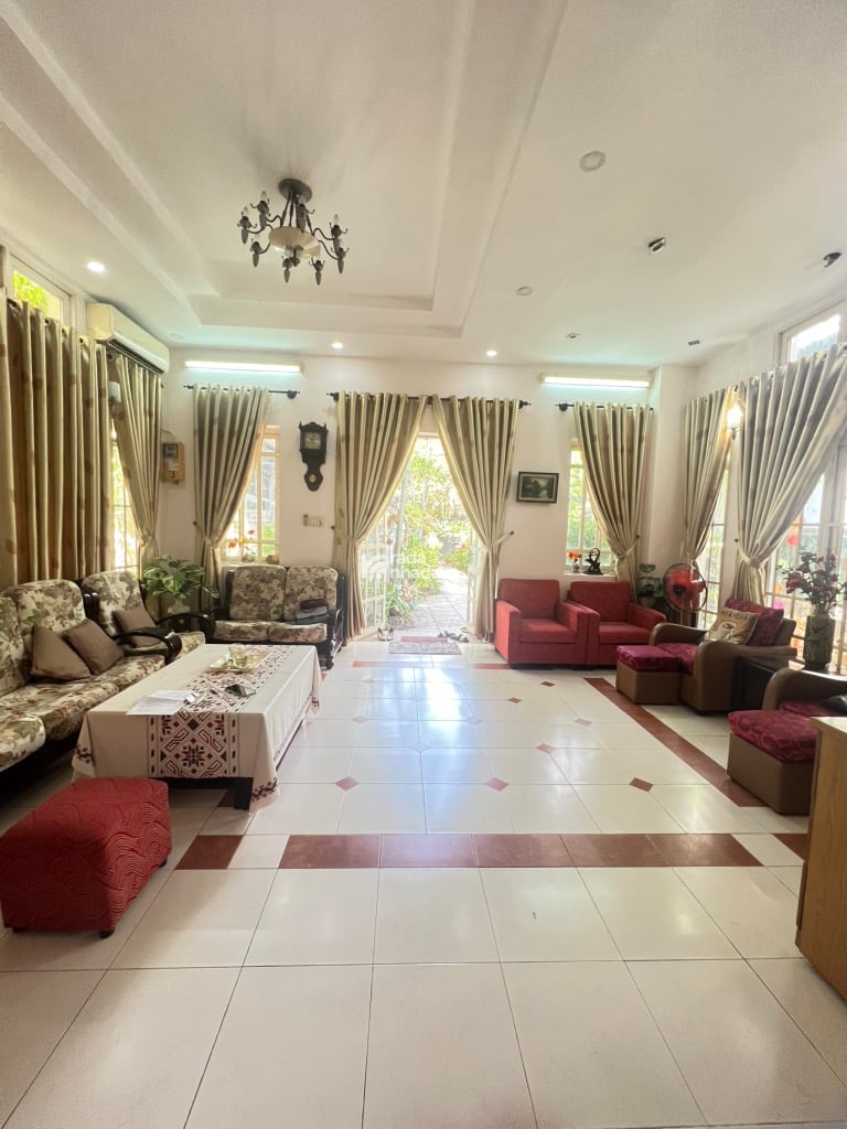 Bán nhà mặt tiền Huỳnh Văn Bánh, 9m3x13x3tầng , Lê Văn Sỹ - Nguyễn Văn Trỗi...