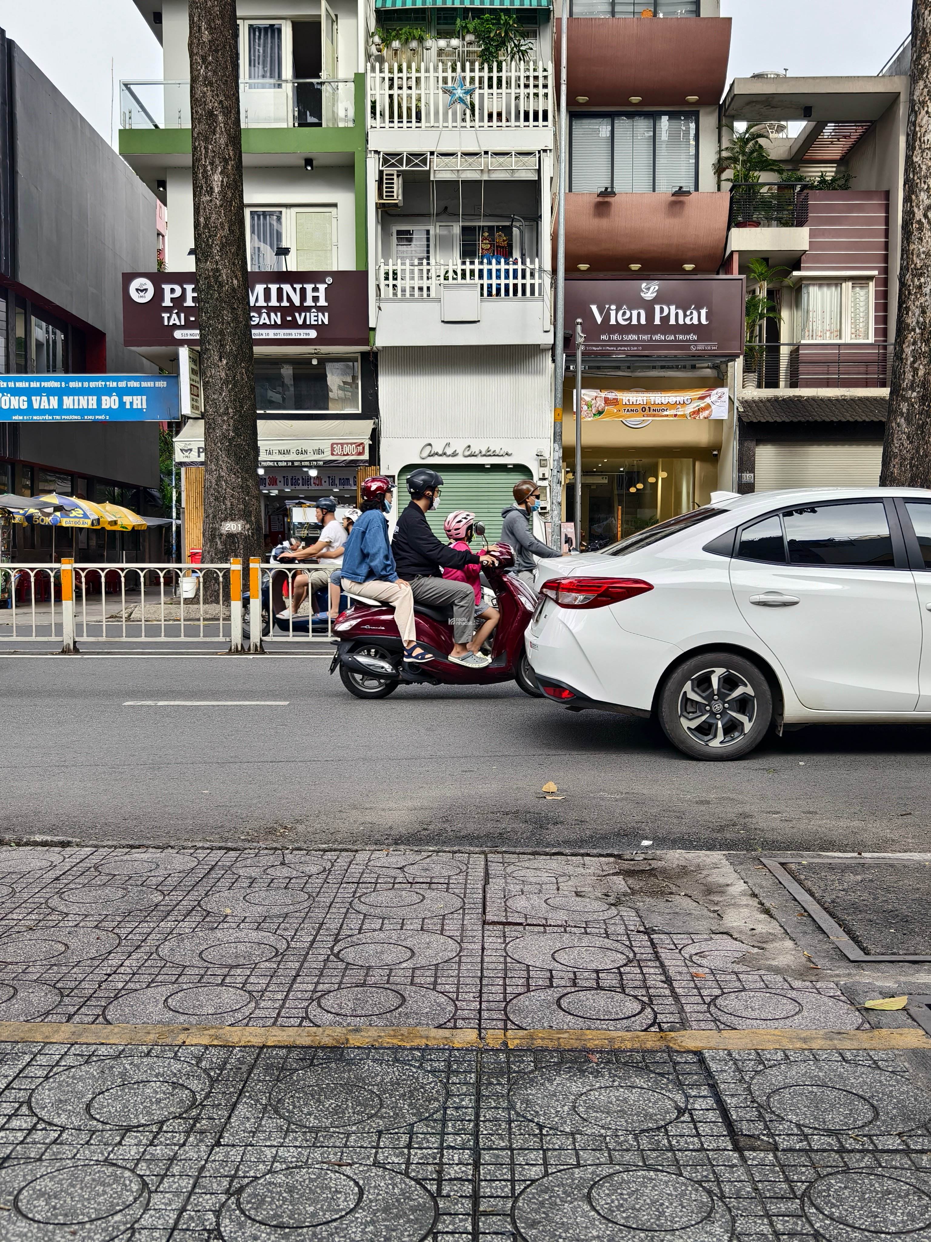Bán nhà mặt tiền Huỳnh Văn Bánh, 9m3x13x3tầng , Lê Văn Sỹ - Nguyễn Văn Trỗi...