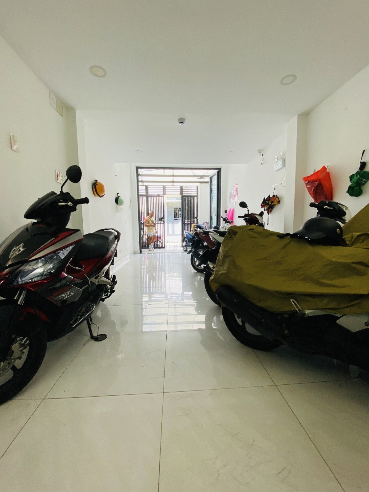 NHÀ ĐẸP 5 TẦNG 72m2 - 8 PHÒNG HXH PHÙNG VĂN CUNG - DÒNG TIỀN 40TR/THÁNG - 11.6 TỶ