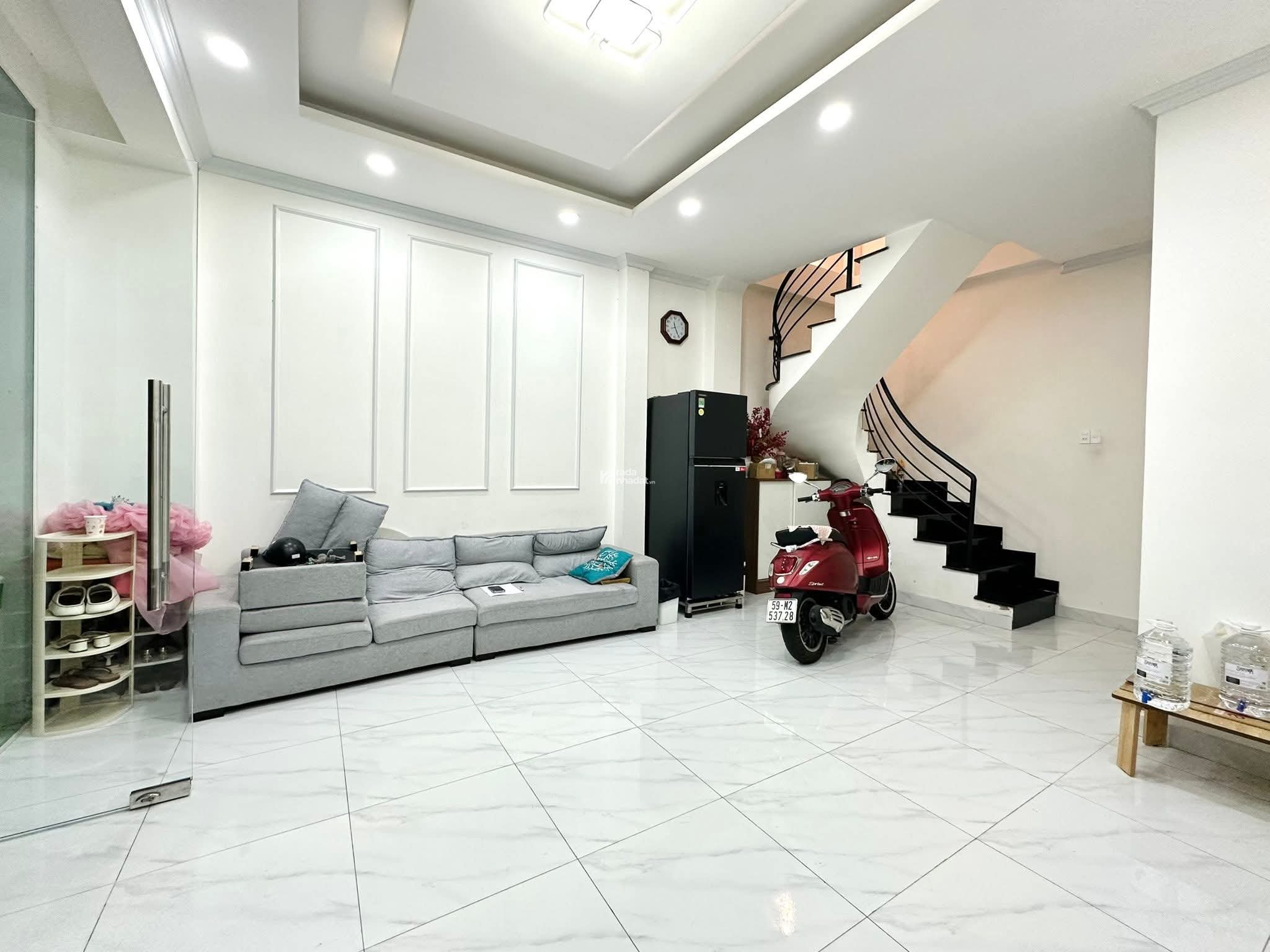 NHÀ ĐẸP 5 TẦNG HẺM NHỰA Ô TÔ TRÁNH - KINH DOANH SIÊU ĐỈNH - HOÀNG VĂN THỤ P8 PHÚ NHUẬN - 10.35 TỶ