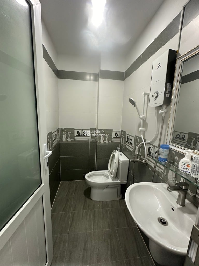 NHÀ TO KHU VIP CAO TẦNG - ÔTÔ NGỦ TRONG NHÀ - DT 76M2,PHAN HUY ÍCH P12 GÒ VẤP, NHỈNH 8 TỶ