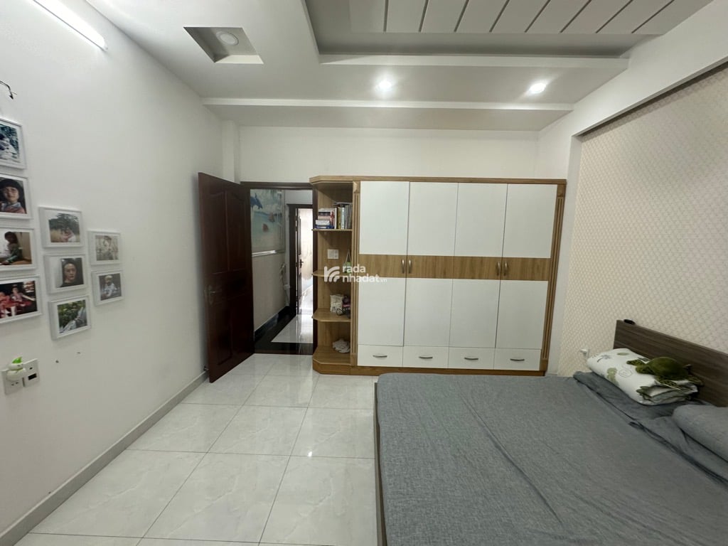 NHÀ TO KHU VIP CAO TẦNG - ÔTÔ NGỦ TRONG NHÀ - DT 76M2,PHAN HUY ÍCH P12 GÒ VẤP, NHỈNH 8 TỶ