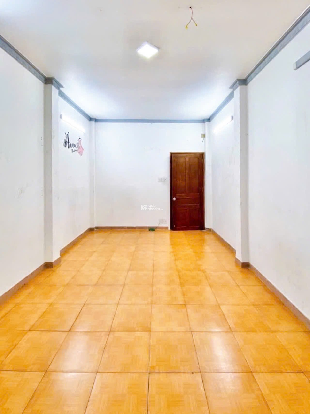 Nhà mặt tiền Cộng Hòa - QUẬN TÂN BÌNH - 3.6 x 29 m Vuông vức - 20.5 tỷ