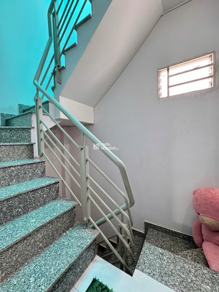 HẺM XE HƠI LÊ TRỌNG TẤN, TÂN PHÚ, CHUẨN 4 TẦNG BTCT HIẾM CÓ. GIẢM 550TR CHỈ 3.55T TL TỐT