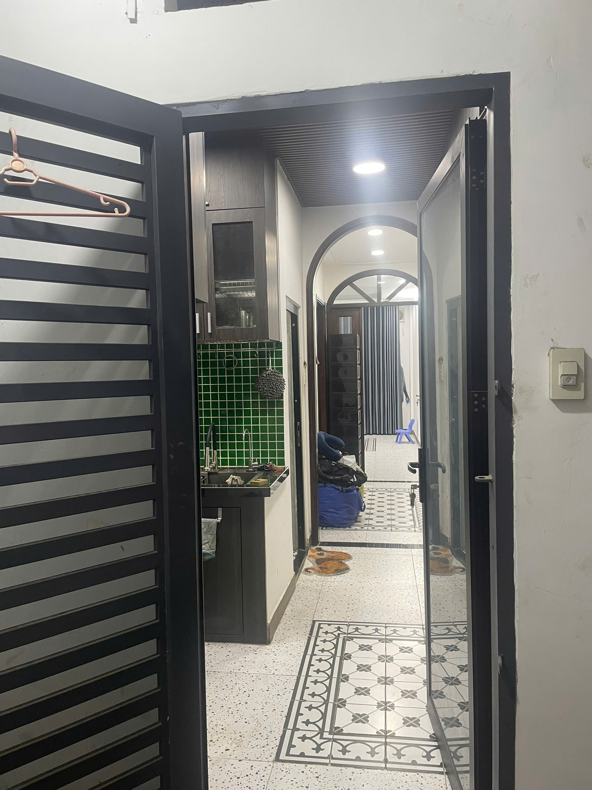 Chung cư Bàu Cát 1 - Lầu 2 thang bộ, 2PN giá 2.53 tỷ