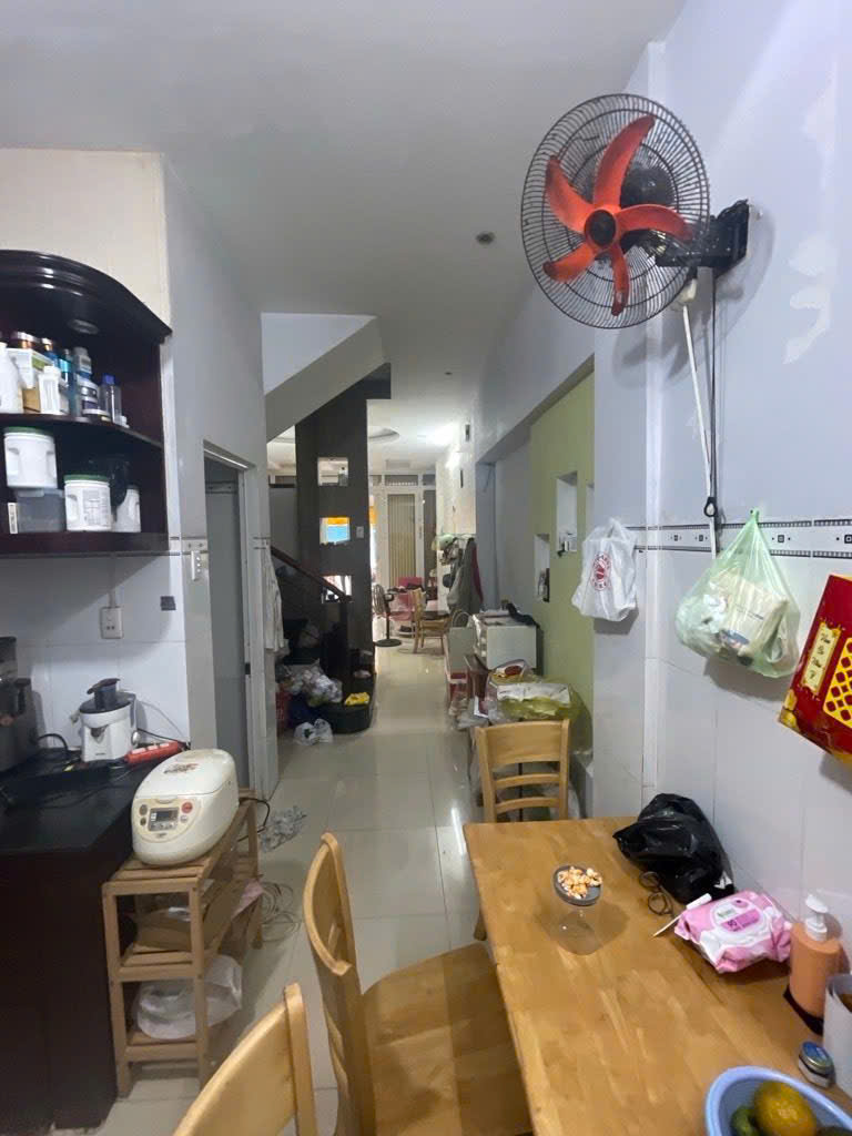 BÁN NHÀ ĐƯỜNG LẠC LONG QUÂN,QUẬN 11 (4m x 12m x 3 TẦNG) 6,9 TỶ TL