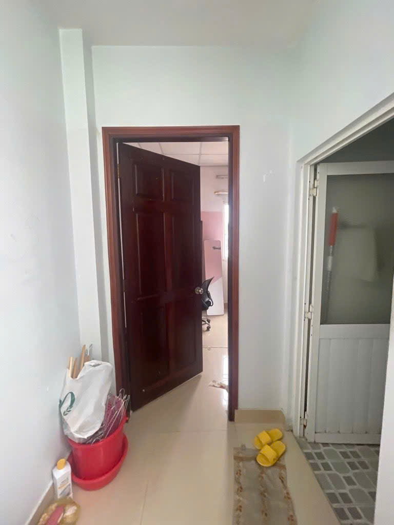 BÁN NHÀ ĐƯỜNG LẠC LONG QUÂN,QUẬN 11 (4m x 12m x 3 TẦNG) 6,9 TỶ TL