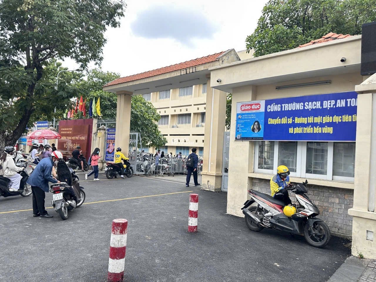 BÁN NHÀ 6 TẦNG CÓ HỢP ĐỒNG THUÊ - HẺM LÊ VĂN DUYỆT, BÌNH THẠNH - GIÁ CHỈ 19.9 TỶ