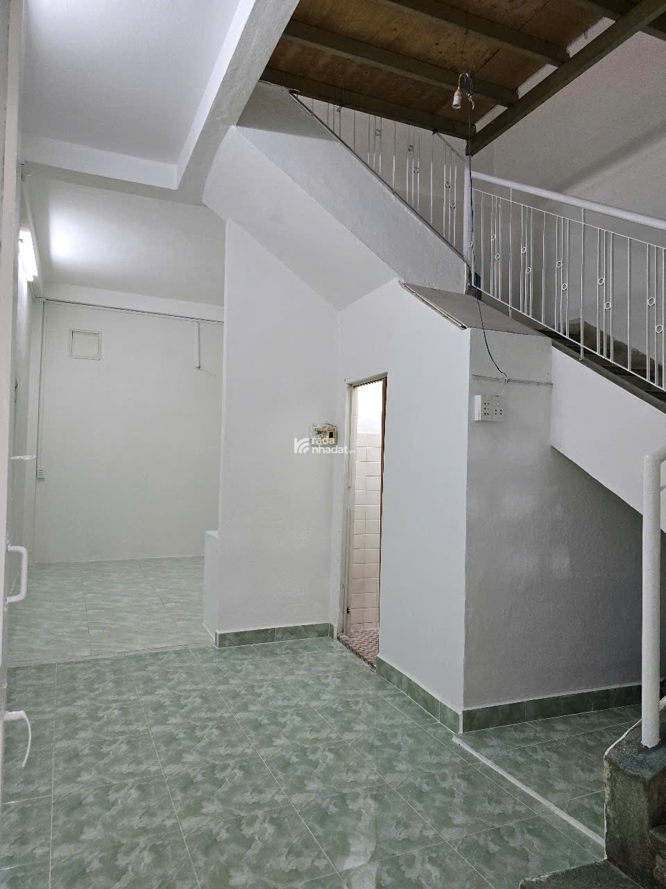 Bán nhà trống Cống Quỳnh,Q1 chỉ 17TY, 3.9x14m, 2 tầng nhà vuông vứt ngay trung tâm TP.HCM