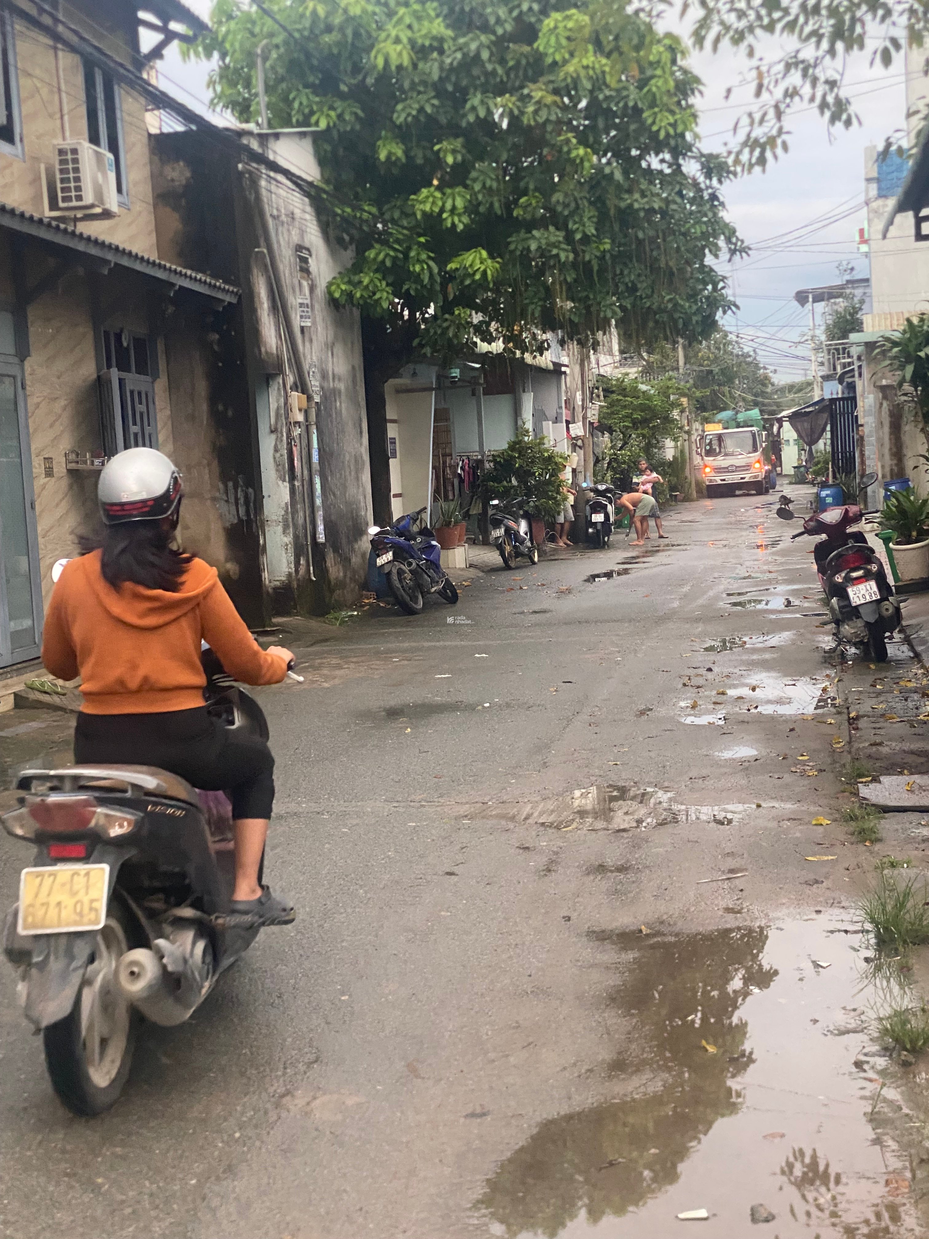 Bán dãy trọ mặt tiền hẻm Lò Lu,quận 9,tpHCM 134m2 ngang 6m đường thông xe tải