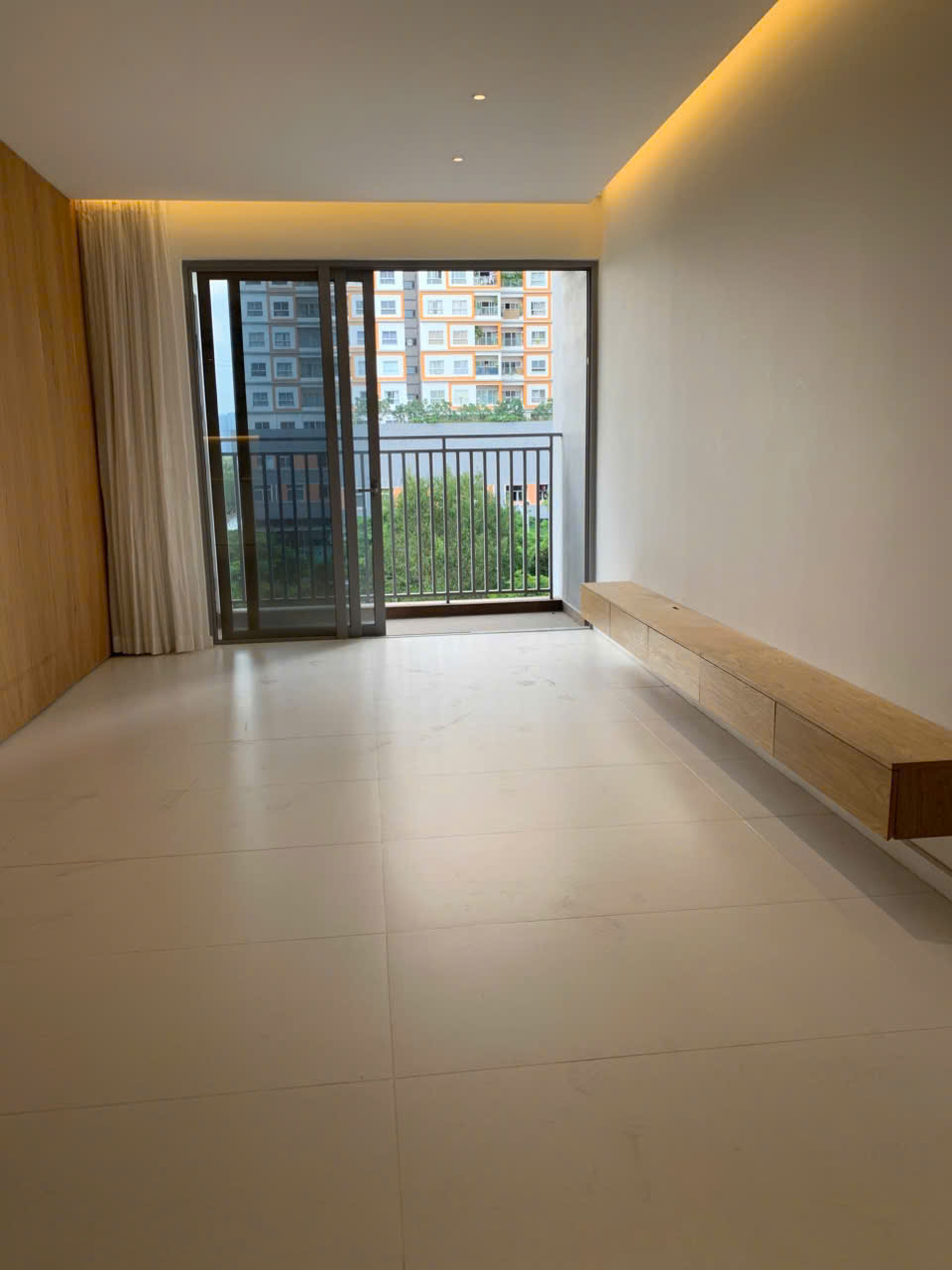 Căn góc 80m2 - Giá 5.9 tỷ All in - 2PN2WC nội thất cơ bản Celesta Rise