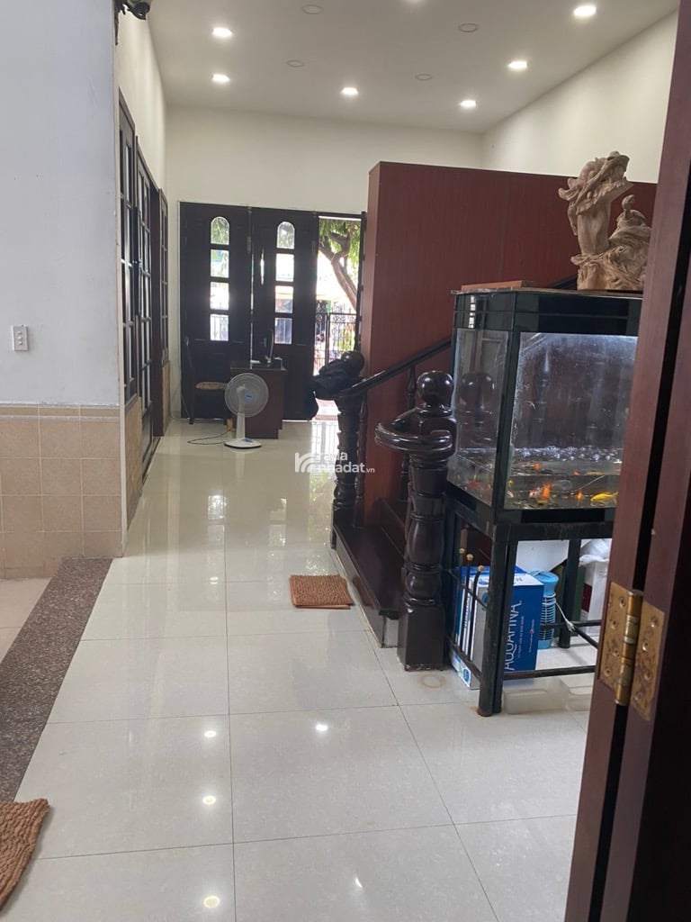 MẶT TIỀN LÊ THỊ BẠCH CÁT- 8x21- 3 TẦNG- CĂN GÓC