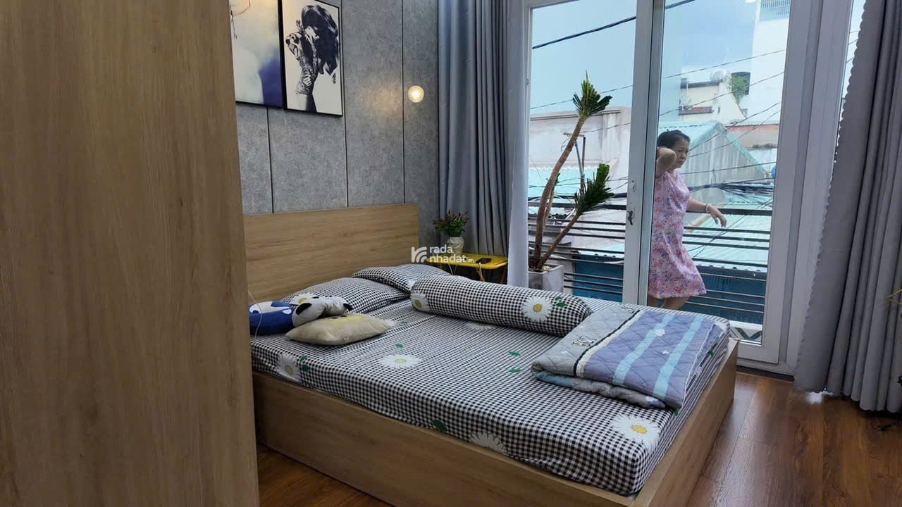 Bán nhà 154/15/3 Trần Thị Trọng,Tân Bình, HCM, giá 4,45 tỷ, 30,84 m2 nội thất cao cấp, có hẻm hông