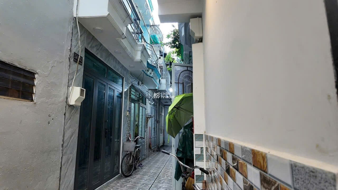 Bán nhà 154/15/3 Trần Thị Trọng,Tân Bình, HCM, giá 4,45 tỷ, 30,84 m2 nội thất cao cấp, có hẻm hông