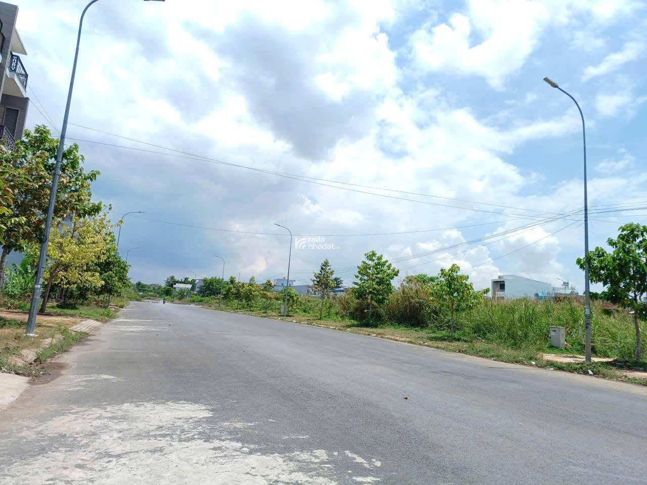 Chính chủ thương lượng ra nhanh lô 76m2 (5x15,2) Võ Văn Vân nhỉnh 3,9 tỷ