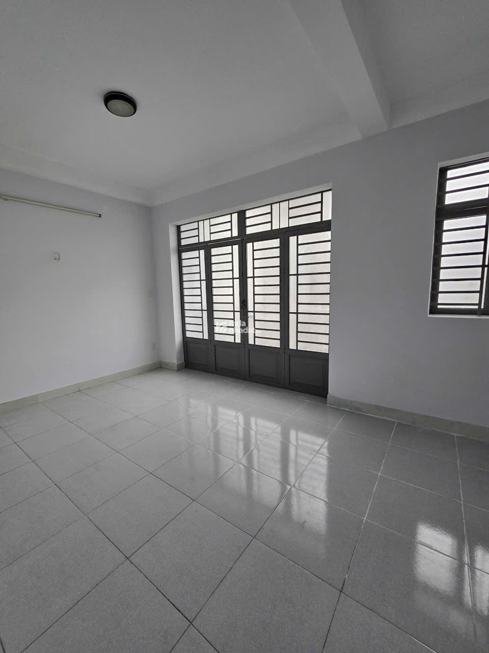  NHÀ ĐẸP 3 TẦNG HXH GẦN AEON TÂN PHÚ ,P. Bình Hưng Hòa A, Q. Bình Tân  chỉ 5.9 tỷ