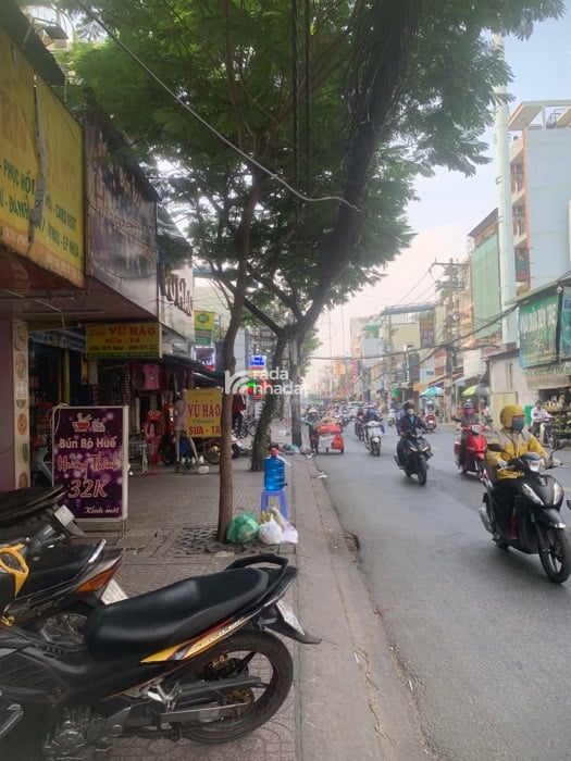 MẶT TIỀN KINH DOANH ĐOẠN SẦM UẤT NHẤT - NGAY NGÃ TƯ ÂU CƠ VÀ LẠC LONG QUÂN - 14 TỶ 600