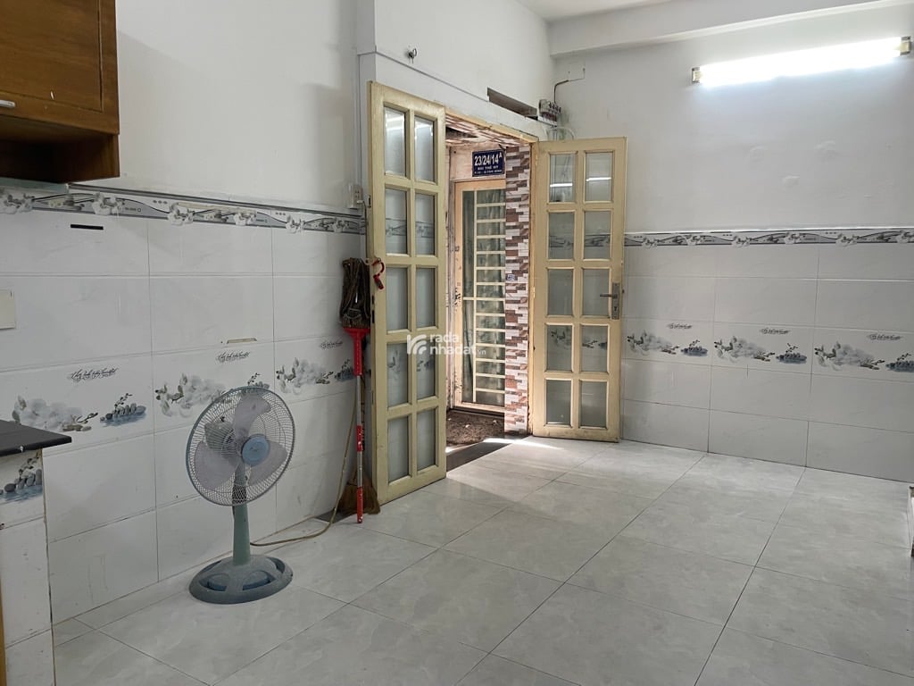 NHÀ 4 TẦNG MUA VÀO Ở NGAY, GIÁ TRỊ CHO THUÊ CAO.