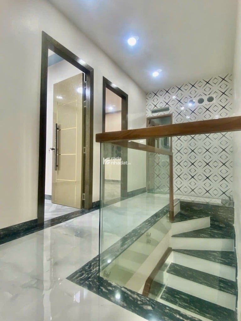 BÁN NHÀ MỚI 3 TẦNG 4PN NGANG 5M NỞ HẬU TÀI LỘC 111M2 CHỈ 5.3 TỶ KẾ KHU TÊN LỬA TIỆN VÀO TRUNG TÂM