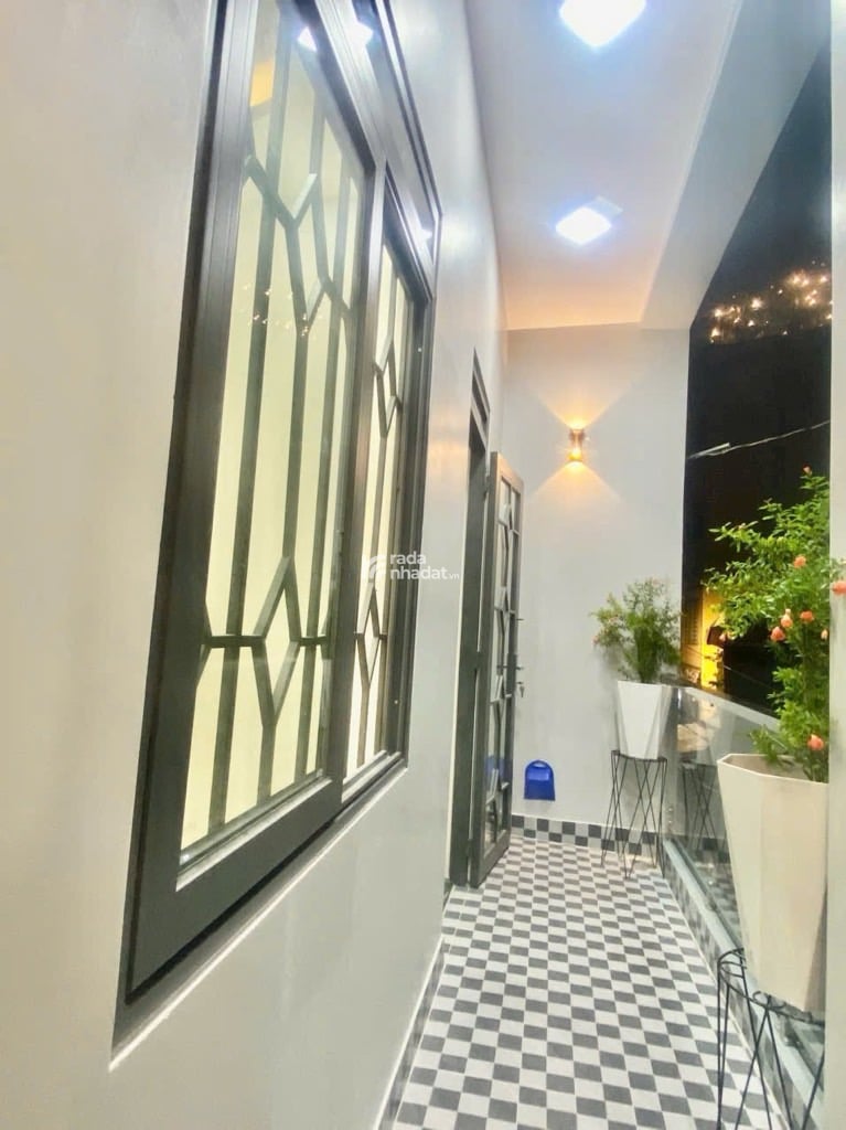 BÁN NHÀ MỚI 3 TẦNG 4PN NGANG 5M NỞ HẬU TÀI LỘC 111M2 CHỈ 5.3 TỶ KẾ KHU TÊN LỬA TIỆN VÀO TRUNG TÂM