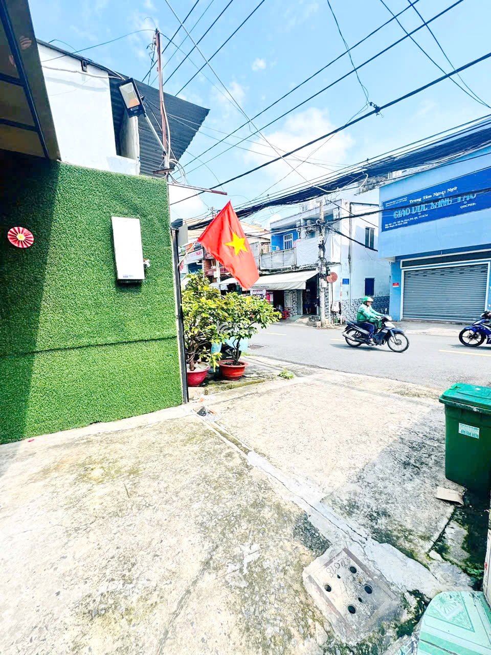 Bán nhà mặt tiền 2 lầu 124m2 đường Ba Đình P.10 Quận 8