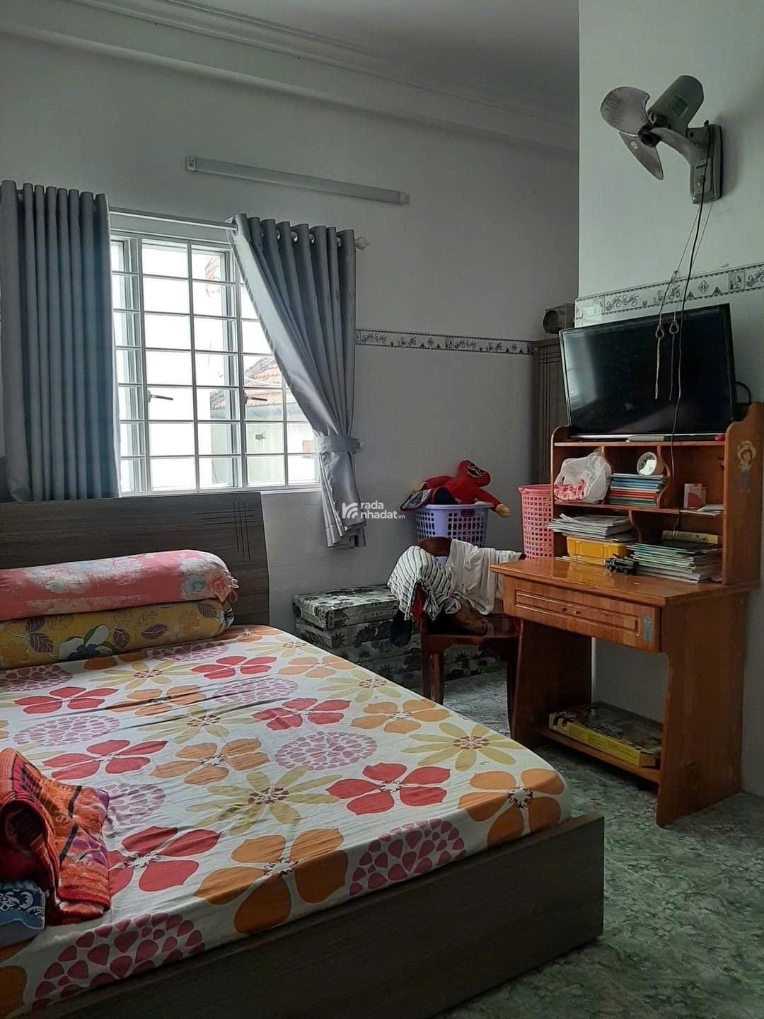 TÂN BÌNH - HXH BÀNH VĂN TRÂN THÔNG CMT8, LÝ THƯỜNG KIỆT - NGANG LỚN 4,8M 12M - 5 TẦNG, 6 NGỦ 
