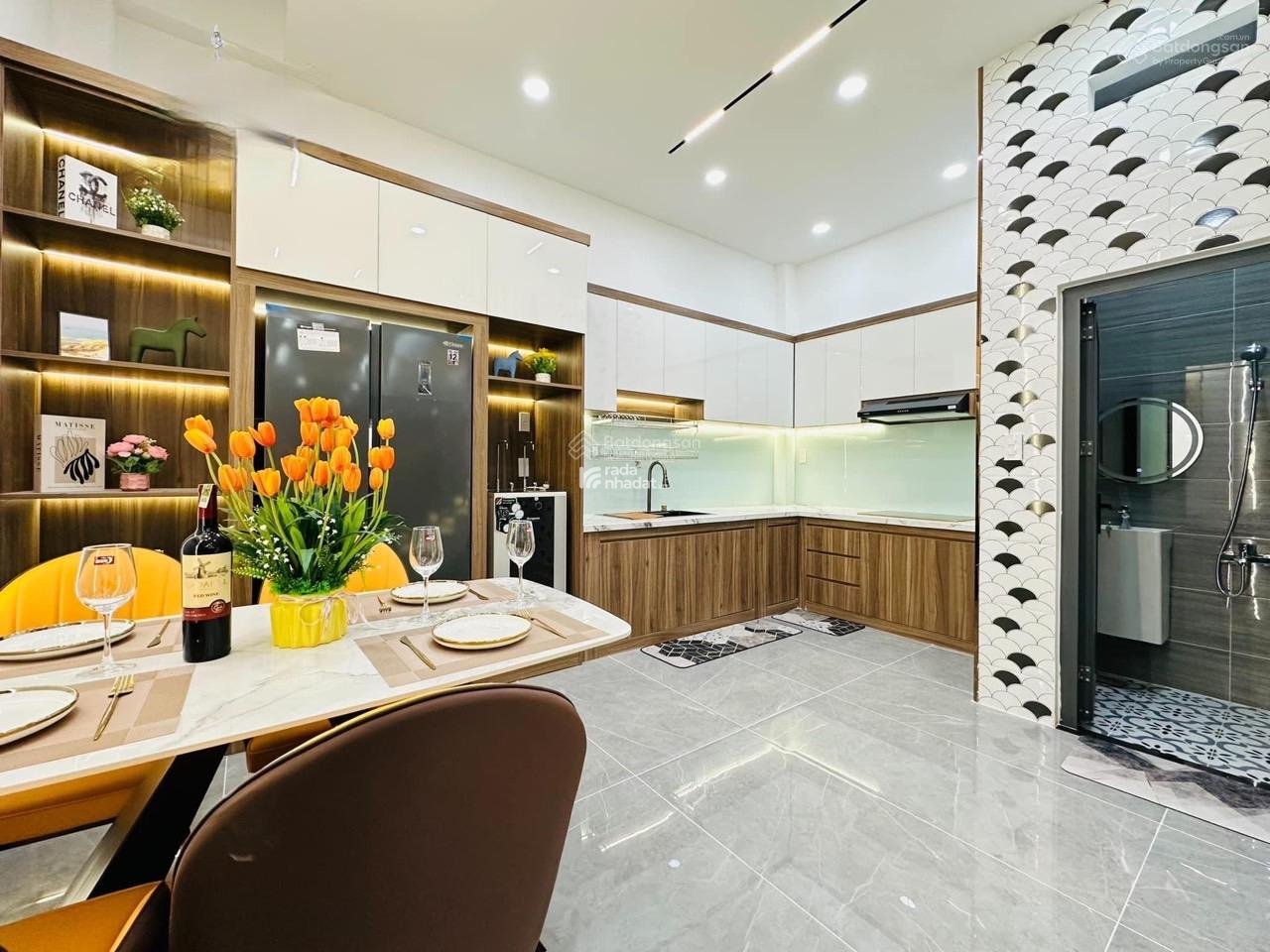 Thu hồi vốn bán gấp nhà Nguyễn Văn Lượng, P17, Gò Vấp đang cho thuê 12tr/tháng, SHR