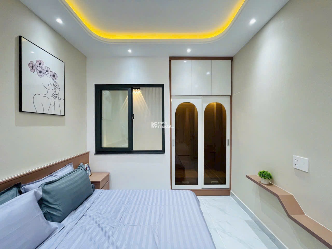  VỀ QUÊ Ở BÁN Nhà giá TỐT Đg Nguyễn Huy Lượng Q Bình Thạnh giá 2 tỷ 7  DT 42,m2 P14 QBình Thạnh HCM